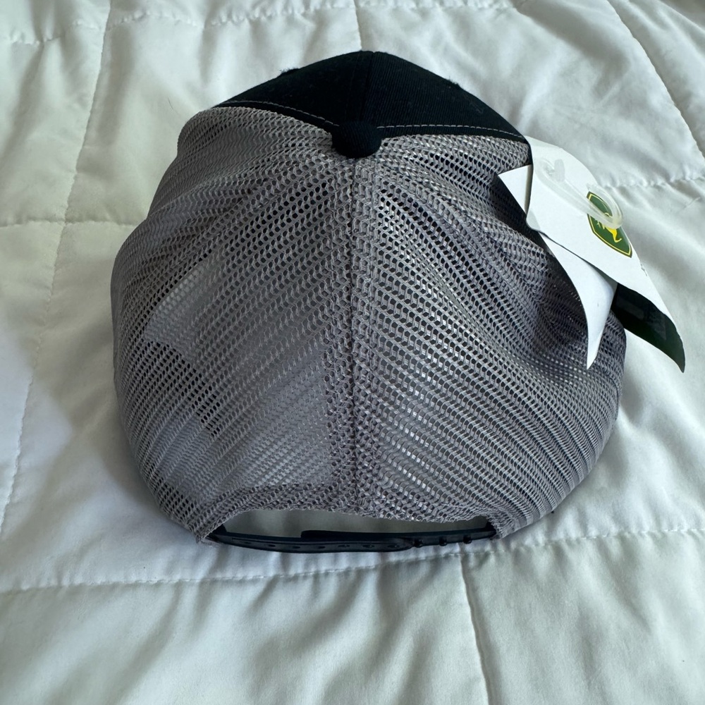 California Farm Girl/Guy Never worn John Deere Black and GrayTrucker  Hat, - Picture 2 of 3
